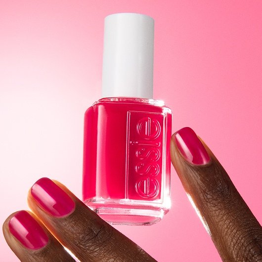 Glass Nails: Η νέα τάση στο μανικιούρ που πρέπει να δοκιμάσεις
