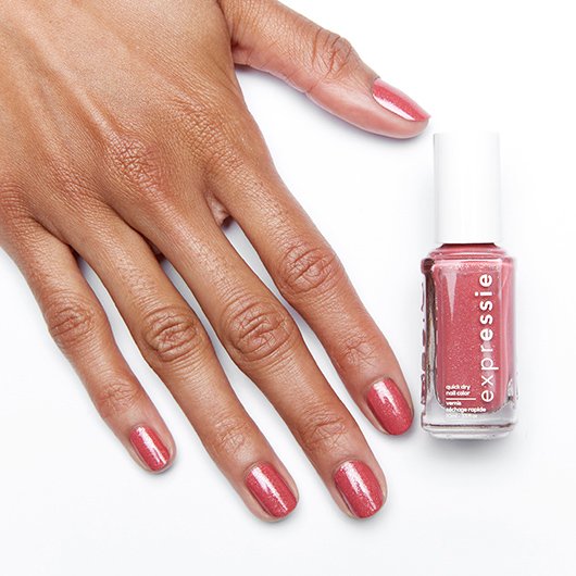Essie Βερνίκι Νυχιών Trend and Snap on Hand 2