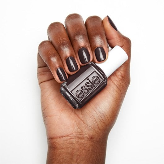 Black nail polish Essie deep skin tone