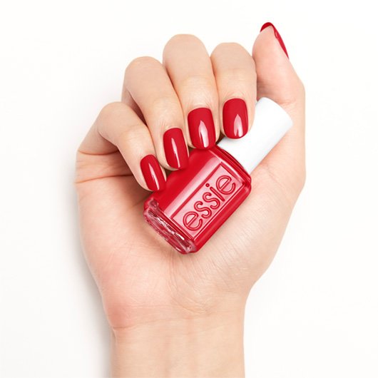 essie russian roulette βερνίκι νυχιών, προϊόν σε χέρι