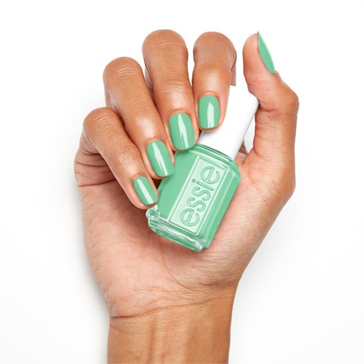 Dark blue nail colors for medium skin - Essie