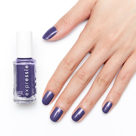 Essie Βερνίκι Νυχιών Dial It Up Hand 1