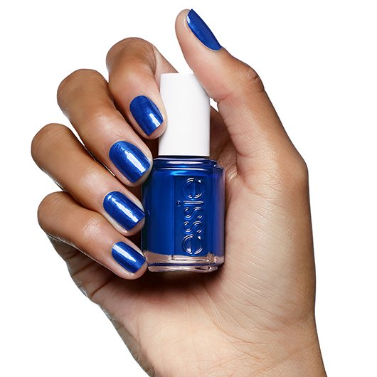 Essie Βερνίκι Νυχιών Aruba Blue Hand 2