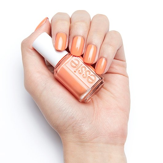 essie souq up the sun βερνίκι νυχιών, προϊόν σε χέρι
