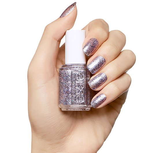 essie congrats βερνίκι νυχιών στο χέρι