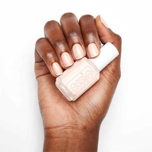 Essie Βερνίκι Νυχιών Sheer Luck Hand 3