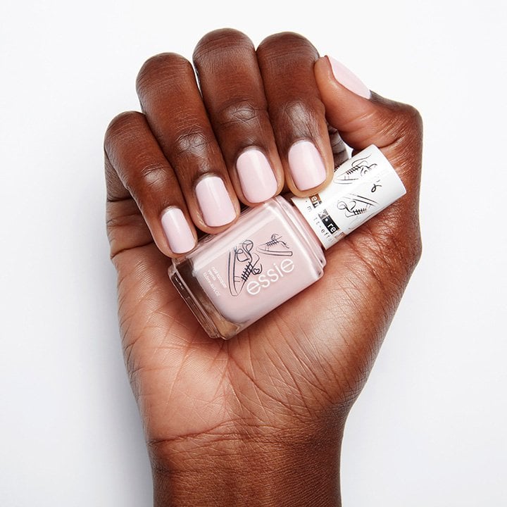 Essie Βερνίκι Νυχιών Ballet Sneakers Hand 3