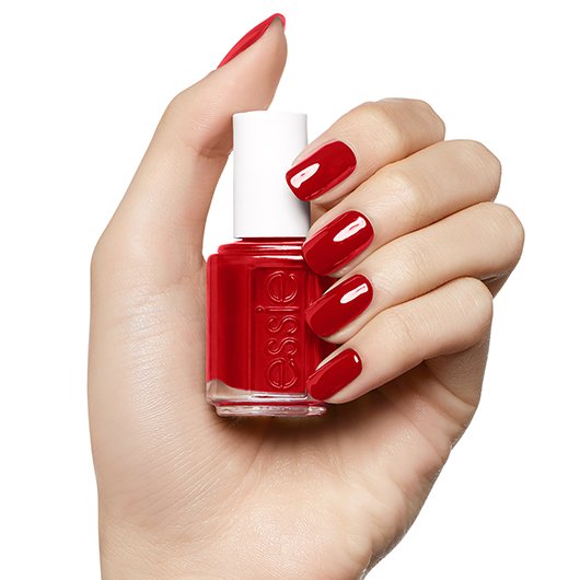 essie forever yummy βερνίκι νυχιών στο χέρι
