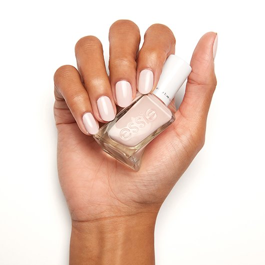Essie Βερνίκι Νυχιών Gel Couture Lace Me Up Hand 2